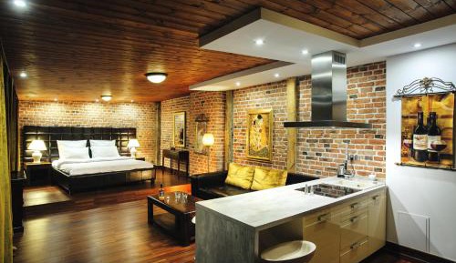 Studio Apartment