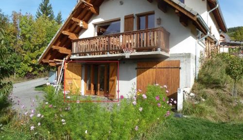 Apartment with Garden View