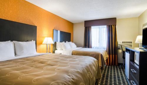 Queen Room with Two Queen Beds - Non-Smoking