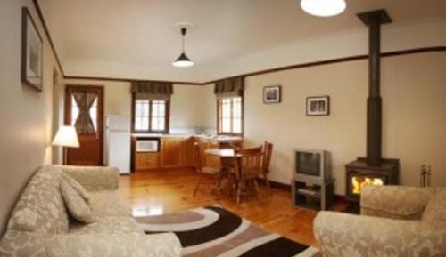 One-Bedroom Cottage