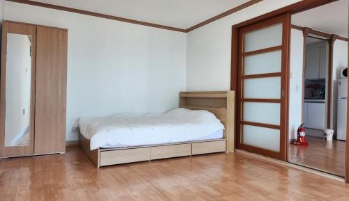 Family Room 2