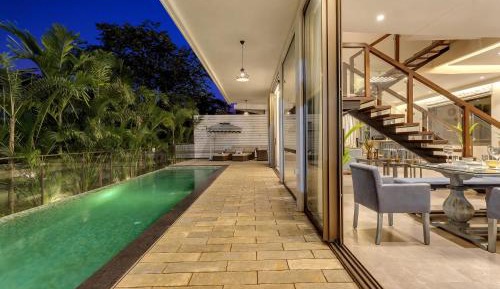 Euphoria Villa in Nerul by Dia