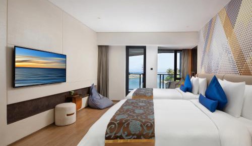 Deluxe Twin Room with Balcony and Sea View