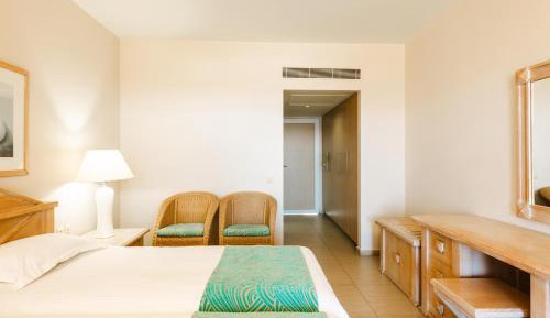 Deluxe Twin Room with Sea View