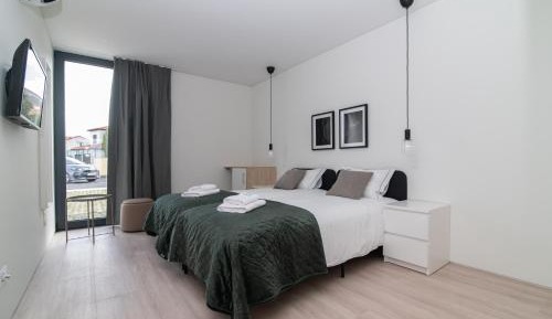 Twin Room with Shared Bathroom