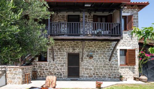 Three-Bedroom Townhouse