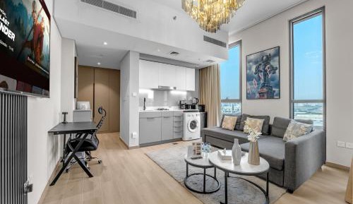Studio Apartment with Balcony