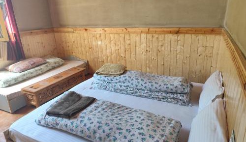Triple Room with Shared Bathroom