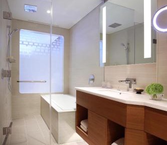 Twin Room with Airport View - West Tower