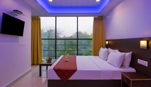 Suite with City View
