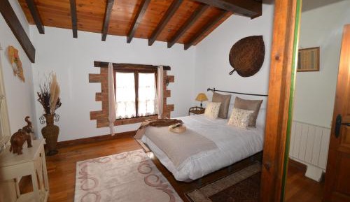 Two-Bedroom Deluxe Apartment