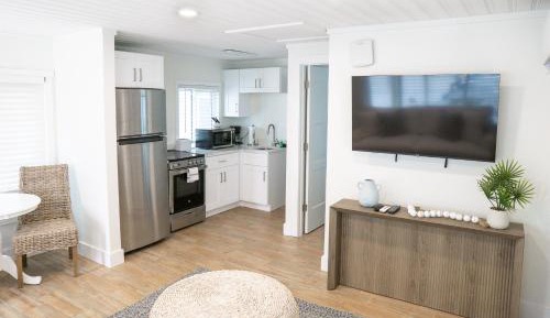Newly Renovated Gulf View Cottage