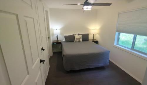 One-Bedroom Cottage