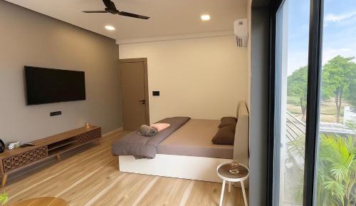 King Room with Balcony