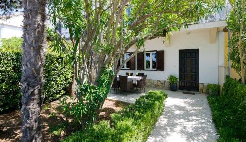 Three-Bedroom Holiday Home 