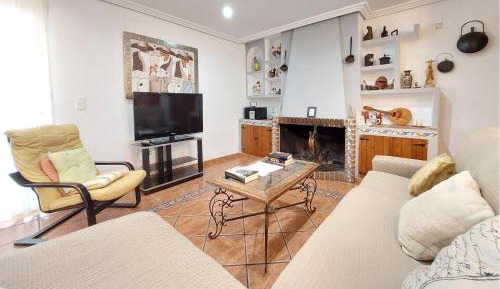 Three-Bedroom Holiday Home 