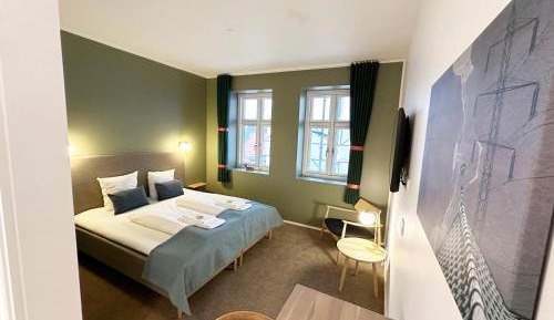 Deluxe Double Room with Shower
