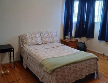 Deluxe Double Room (2 Adults + 1 Child)