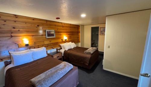 Three bed Suite