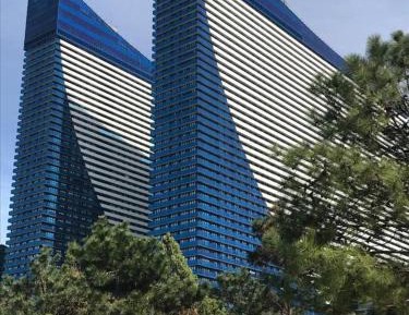 Superior One-Bedroom Apartment with Balcony