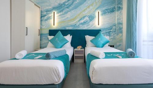 Twin Room with Balcony