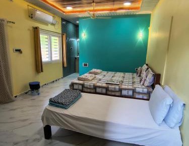 Classic Triple Room