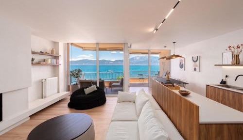 Two-Bedroom Apartment with Balcony and Sea View