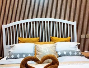One-Bedroom Deluxe Apartment