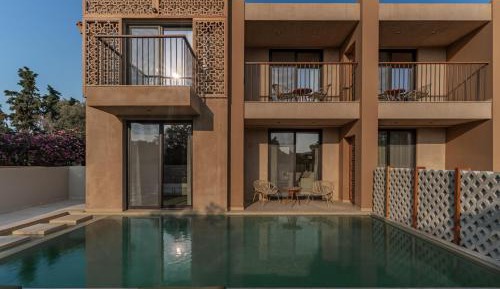 Suite with Private Pool