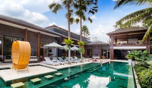 Villa with Private Pool