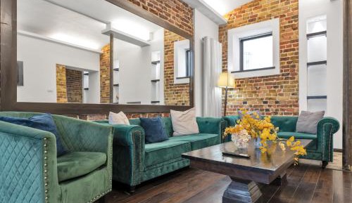 Apartment - Split Level