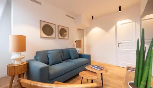 One-Bedroom Apartment Comte de Clare
