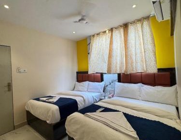 Deluxe Double or Twin Room with Balcony