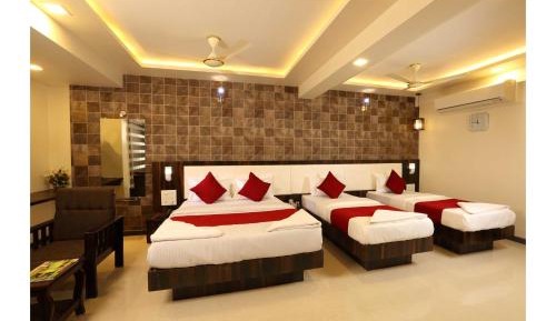 Deluxe Family Room