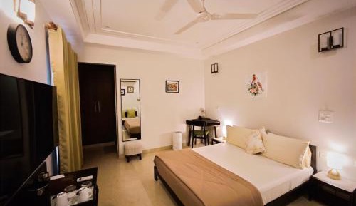 Deluxe Double Room with Balcony