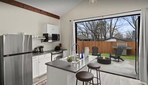 One-Bedroom House