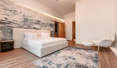 Three-Bedroom Suite