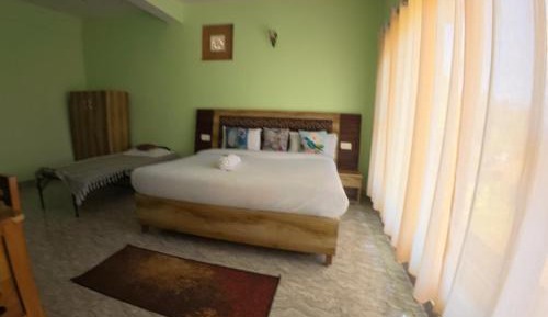 King Room with Mountain View