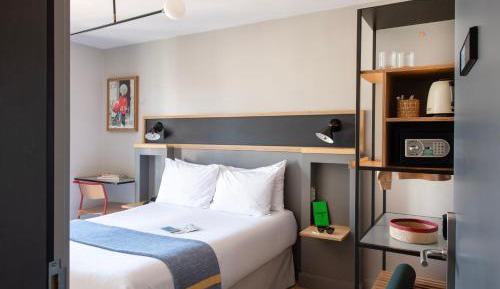 Standard Double Room with Pool View