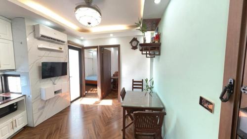 Two-Bedroom Deluxe Apartment with Balcony