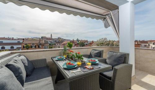 Apartment with Balcony