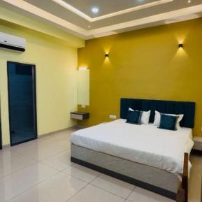Deluxe Family Suite