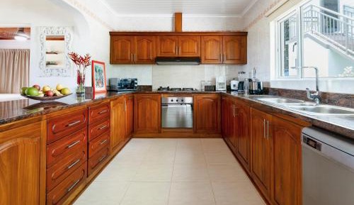 Two-Bedroom House- Villa Adam
