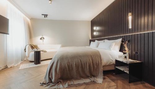 Deluxe Junior Suite