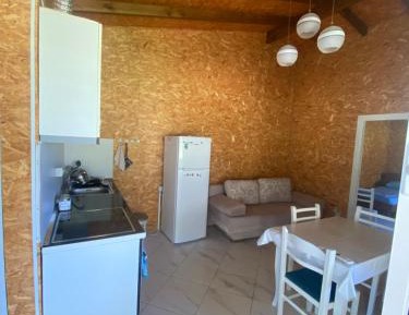 One-Bedroom Apartment with Garden