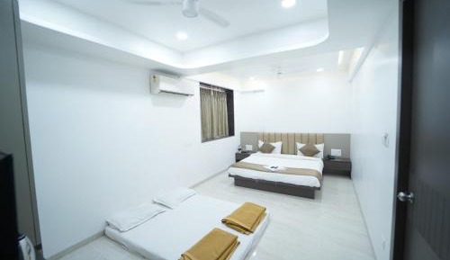 Executive Triple Room