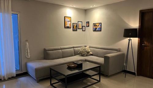 Two-Bedroom Apartment with Lake View