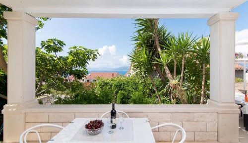 Superior Studio Apartment with Terrace and Sea View