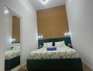 Deluxe Queen Studio 