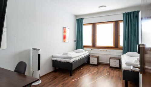 Standard Twin Room with Shared Bathroom